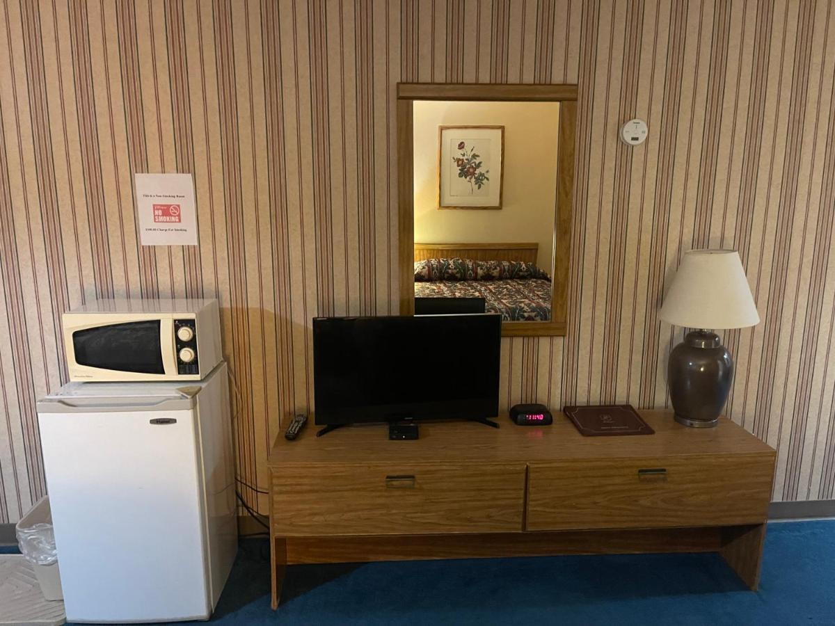Dollinger'S Motor Inn Albion Экстерьер фото